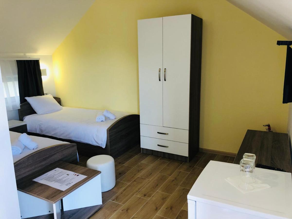 Kovac Residence Zrenjanin Luaran gambar
