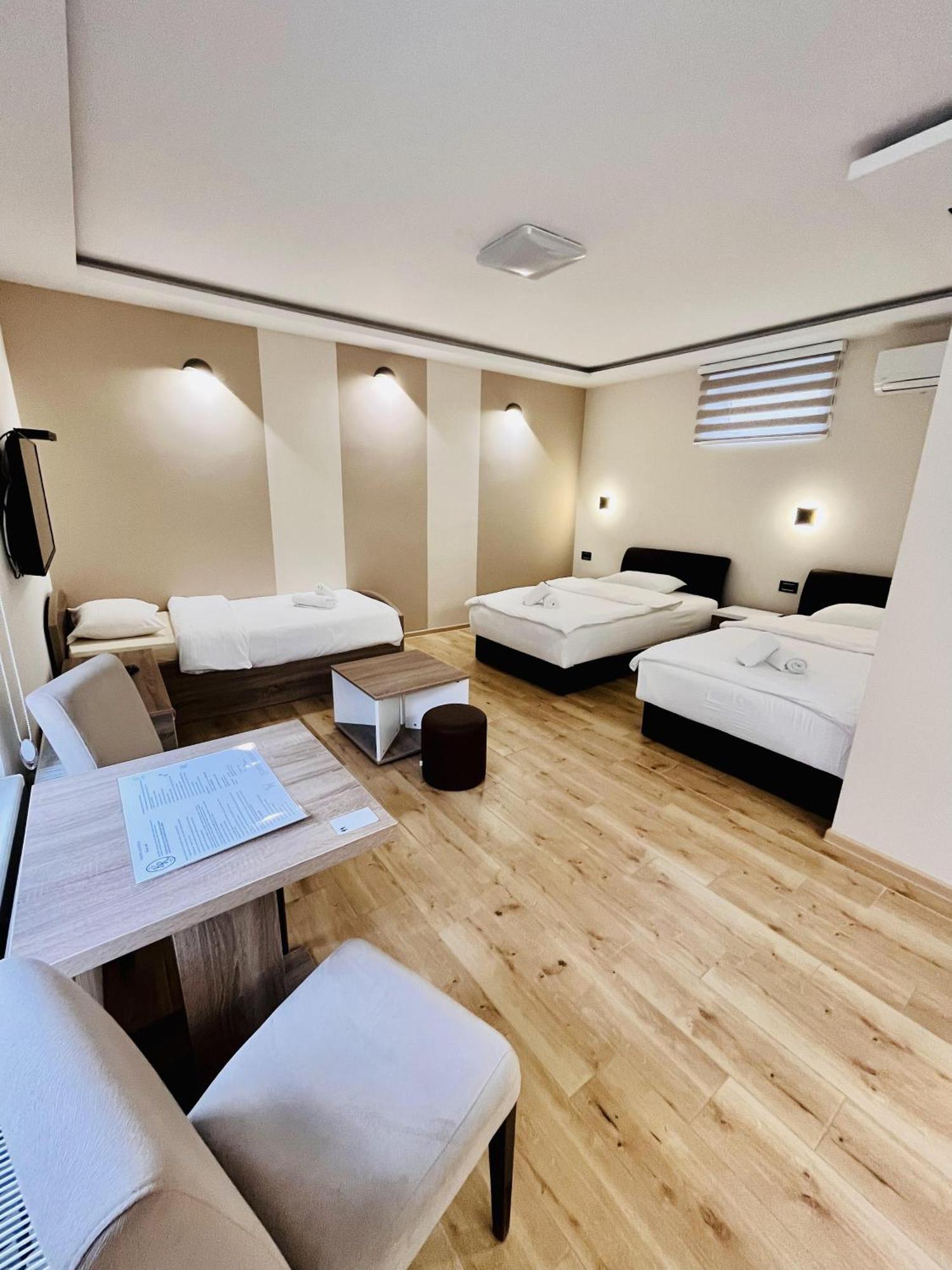 Kovac Residence Zrenjanin Luaran gambar